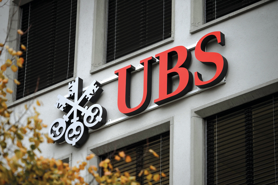 UBS loses 166 advisers in its Americas unit over the past year ...