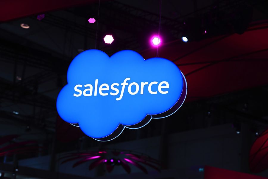 Salesforce launches Agentic Advisor as AI notetakers threaten CRM dominance