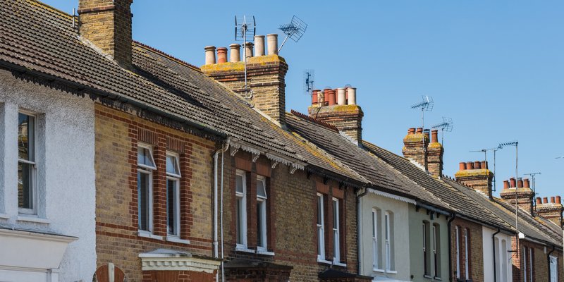 Average house prices rose to record £230,280